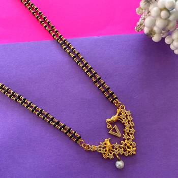 Gold mangalsutra 1