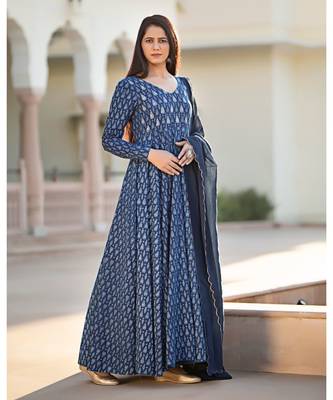 Indigo Long Kurta with Dupatta 2