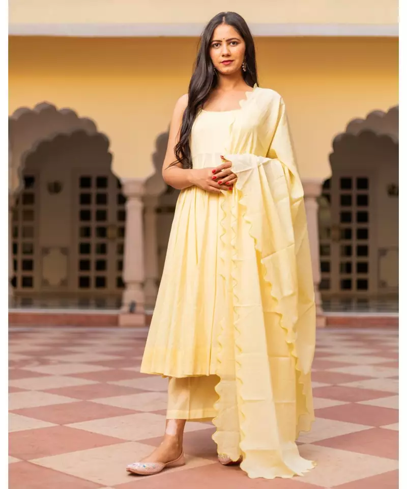 Mellow Mulmul Suit Set