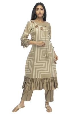 Brown embroidered viscose long-kurtis 1