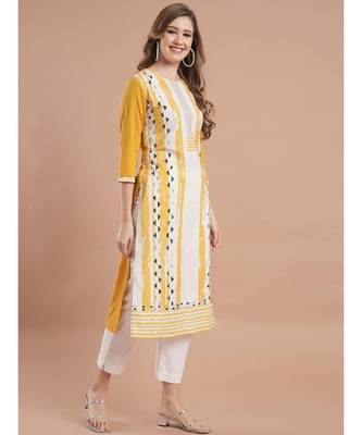 Raghaw Women's Crepe straight digital printed kurta 4