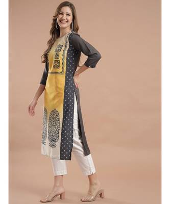Raghaw Women's Crepe straight digital printed kurta 3
