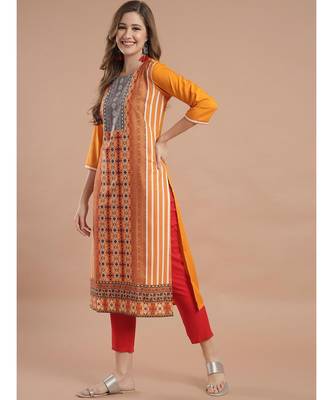 Raghaw Women's Crepe straight digital printed kurta 3