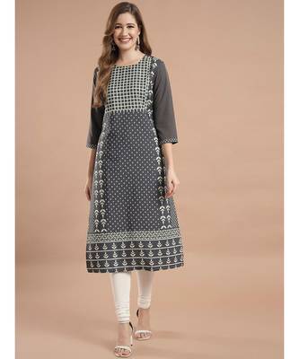 Raghaw Women's Crepe straight digital printed kurta 3