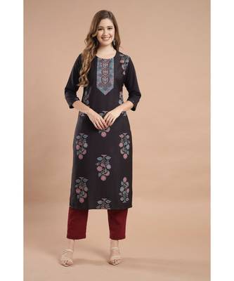 Raghaw Women's Crepe straight digital printed kurta 1