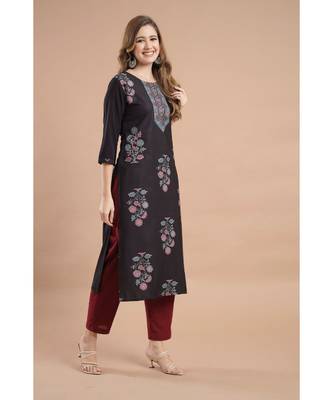 Raghaw Women's Crepe straight digital printed kurta 4