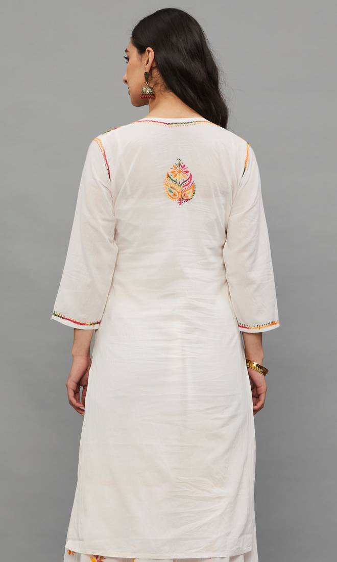 Ethnava Women's Lucknowi Chikankari Hand Embroidered Cotton Straight Kurta