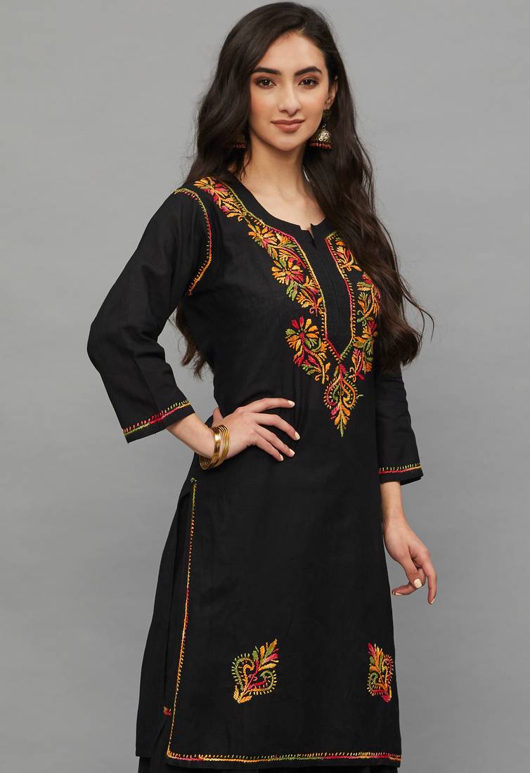 Ethnava Women's Lucknowi Chikankari Hand Embroidered Cotton Straight Kurta
