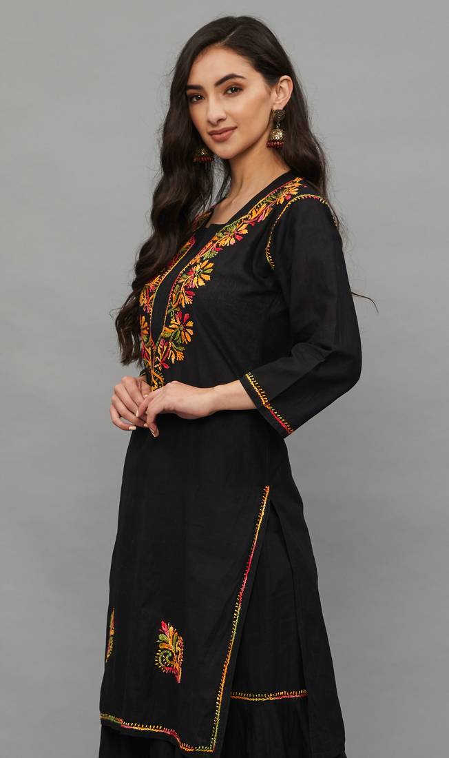 Ethnava Women's Lucknowi Chikankari Hand Embroidered Cotton Straight Kurta