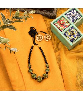gold plated Devanshi Green Necklaces 1