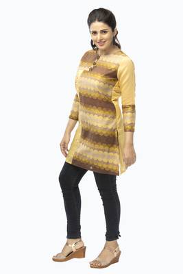 Light-yellow embroidered viscose short-kurtis 2
