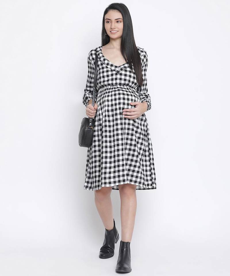 Chic check print maternity dress