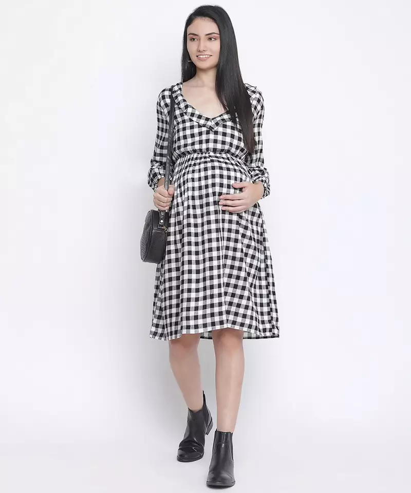 Chic check print maternity dress