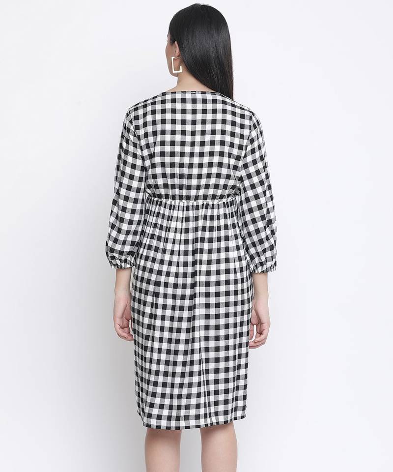 Chic check print maternity dress