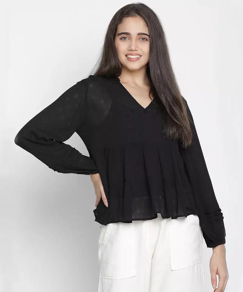 Gonzo solid black women dobby top