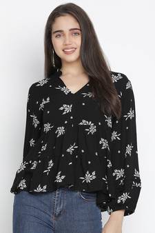 Malleate super black floral print women top