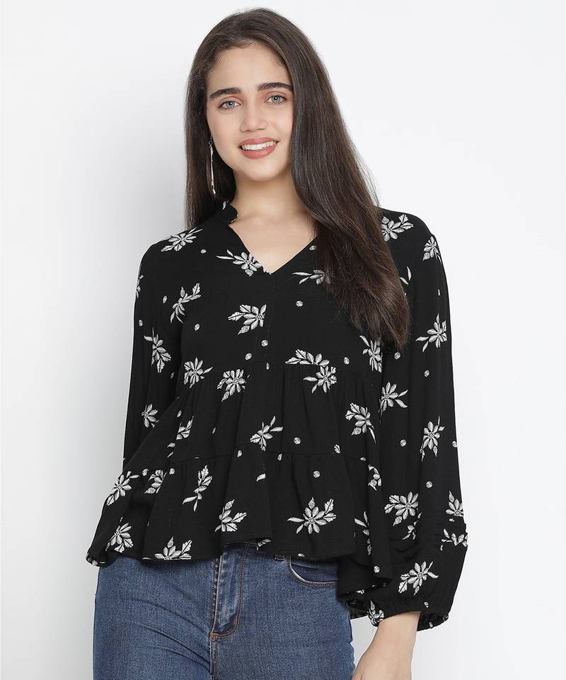 Malleate super black floral print women top