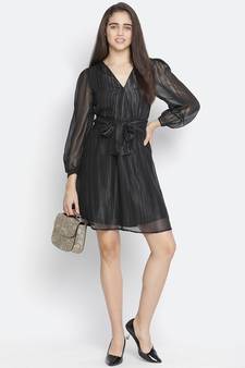 Astute solid black celeb- style women shimmer tie knot dress