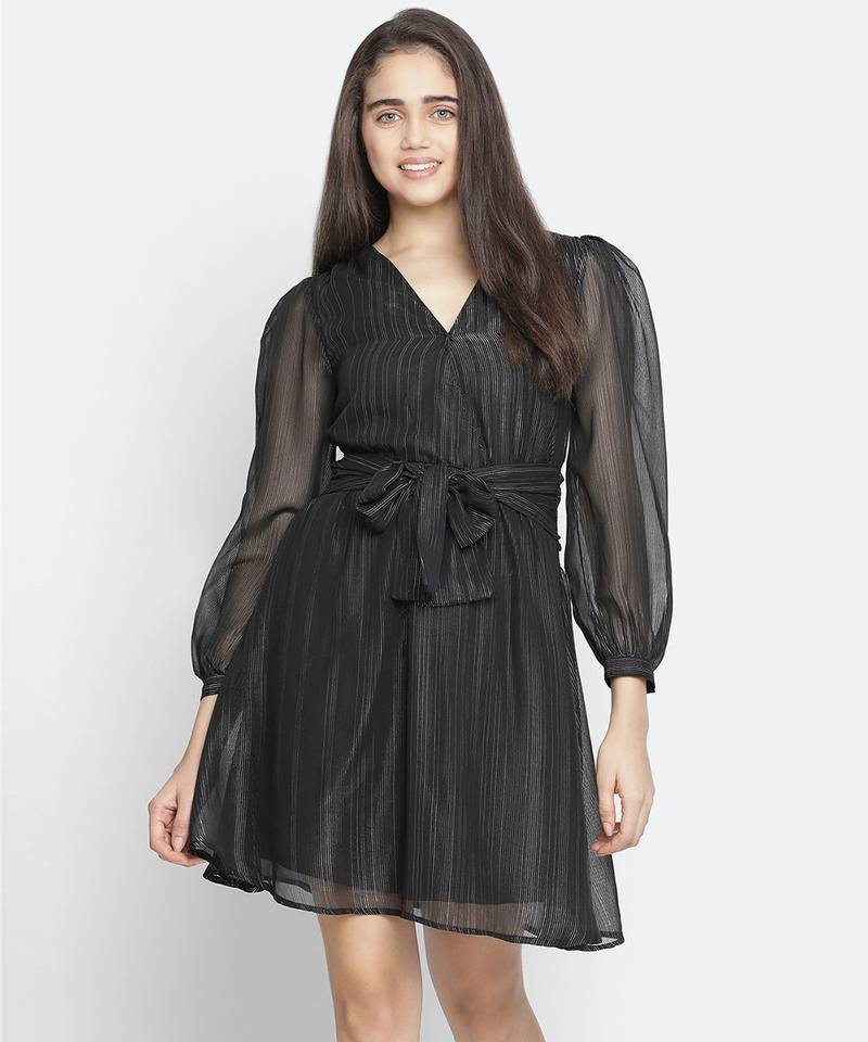 Astute solid black celeb- style women shimmer tie knot dress