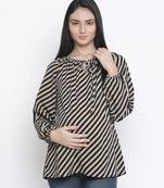 Linear line print maternity top