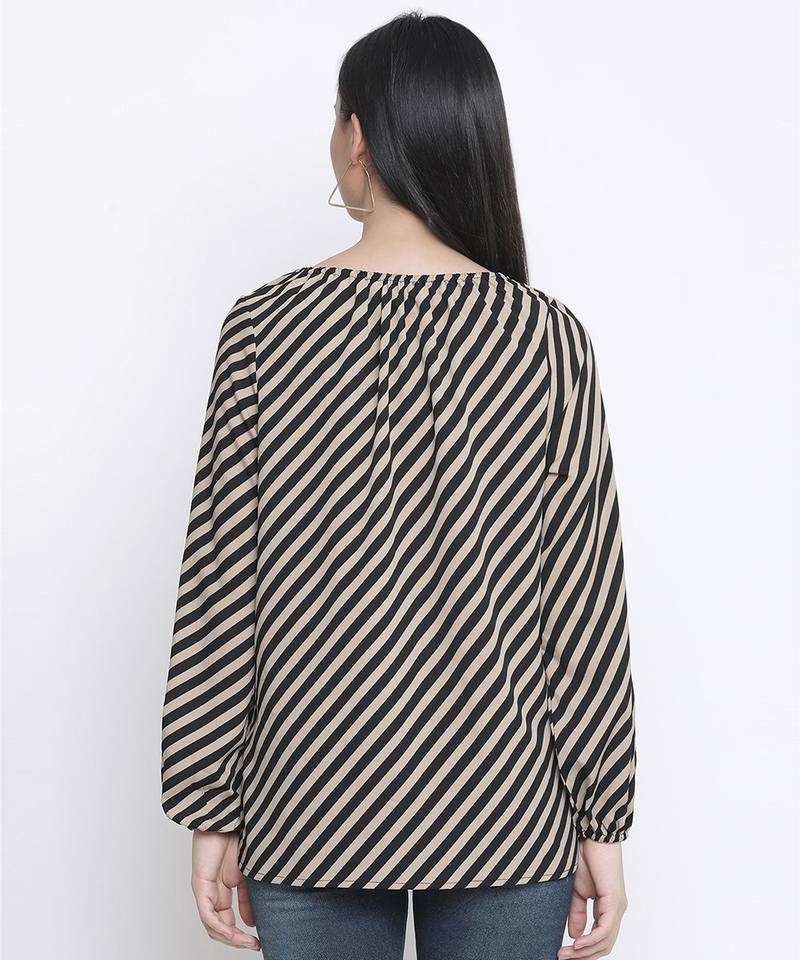 Linear line print maternity top
