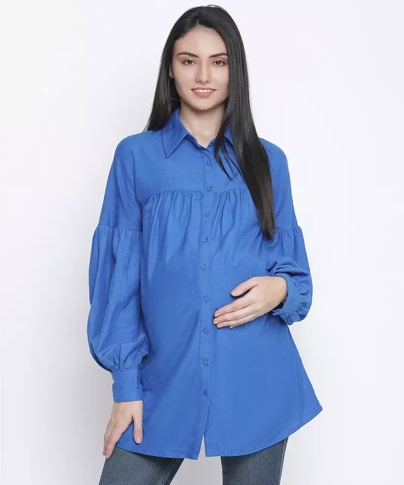 Cambridge blue maternity shirt