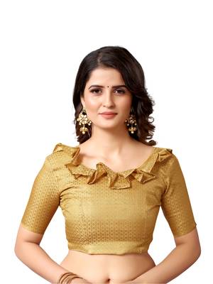 Red woven chiffon saree with blouse 5
