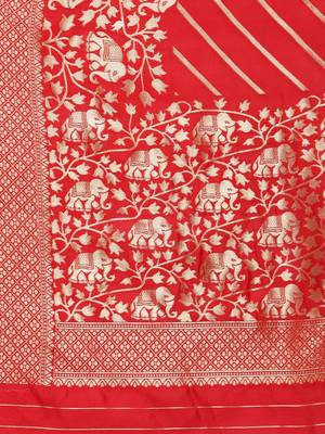 Red woven banarasi silk saree with blouse 5