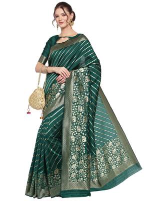 Green woven banarasi silk saree with blouse 2