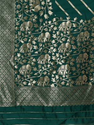 Green woven banarasi silk saree with blouse 5