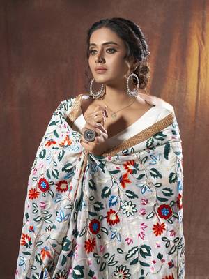 Fetching White thread embroidered georgette semi stitched lehenga choli for wedding 2