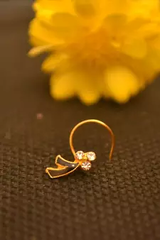 Black nose-ring