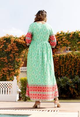 Light Green Border Badhni Printed Rayon Flared/Gown Kurti 2