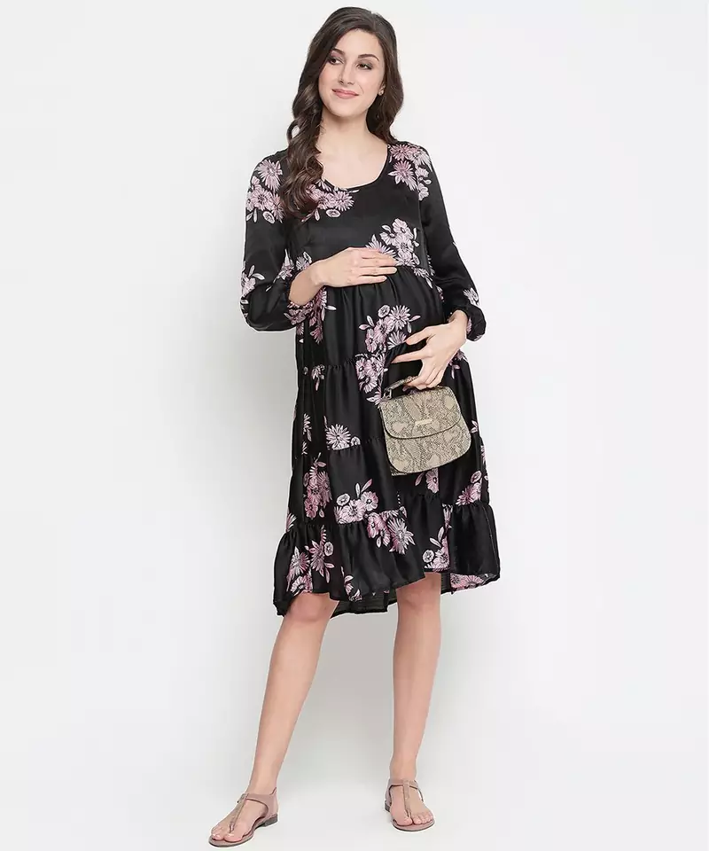 Supreme black floweratic maternity dress
