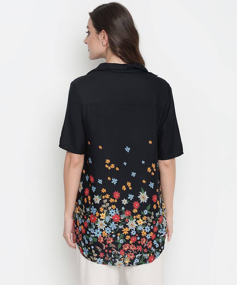 Luxious black colorful border print maternity Top