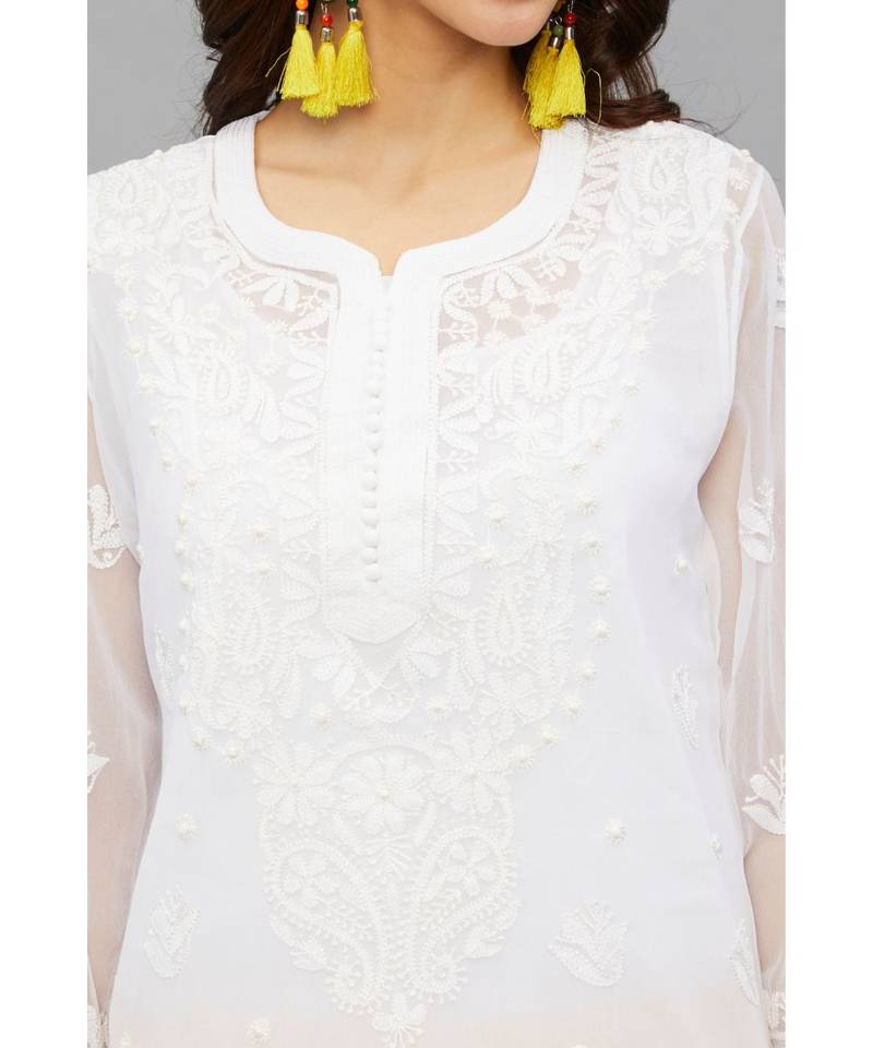 Ethnava White Georgette  Lucknowi Chikankari Womens Kurta With Slip