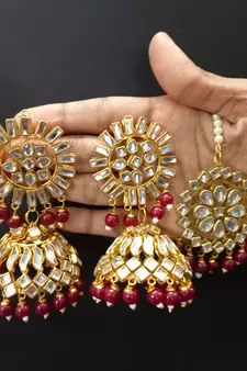 Maroon Copper Gold Plated Kundan Handmade Light Weight Jhumki Maangtika Set