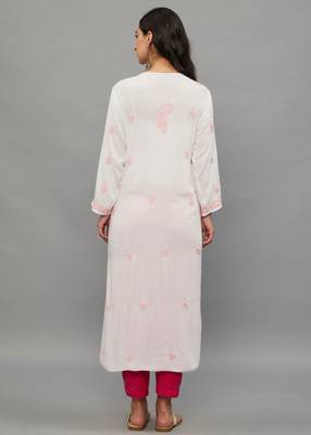Ethnava Baby Pink Rayon Lucknowi Chikankari Women's Kurta 4