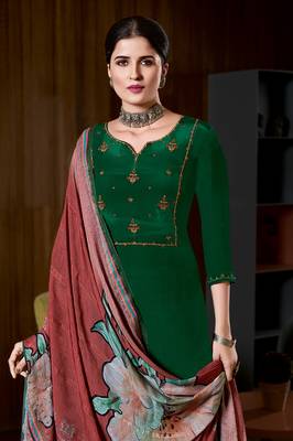GreenHeavy Embroidery Workcrepesemi-stitchedDesignerpantwedding wear salwar suit 2