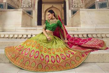 Woven Banarasi Art Silk Lehenga 3