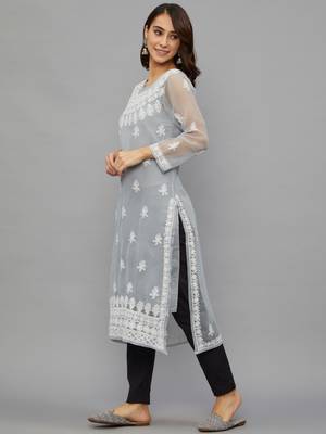 ETHNAVA WOMEN'S CHIKANKARI HAND EMBROIDERED GEORGETTE STRAIGHT KURTA WITH SLIP 5