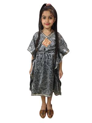 Self kaftan Grey 1