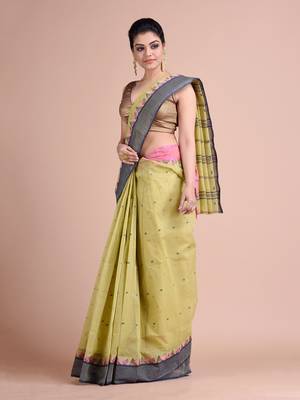 Green hand woven pure cotton saree  2
