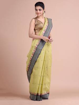 Green hand woven pure cotton saree  3