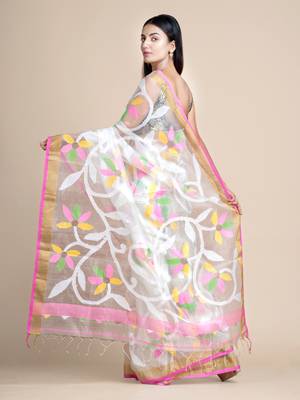 White hand woven matka silk saree with blouse 3