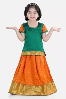 Girls Half Sleeve South Indian Pavda Pattu Lehenga- Green