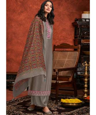 Grey Viscose Party Wear Salwar Kameez 2