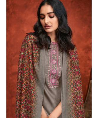 Grey Viscose Party Wear Salwar Kameez 3