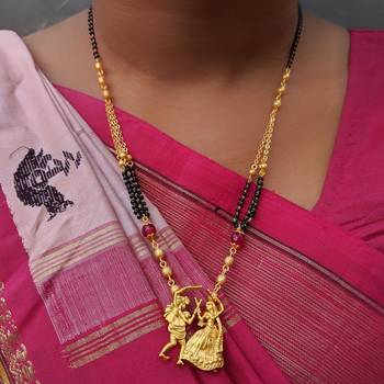 Gold mangalsutra 1