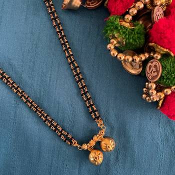Gold mangalsutra 1